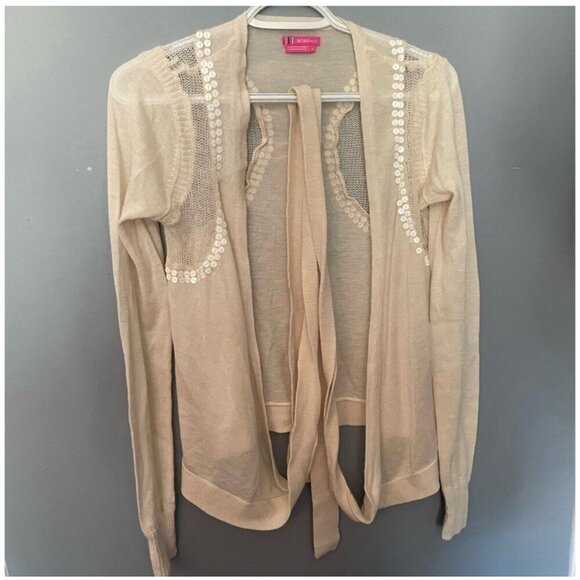 BCBGirls Cream Wrap Long Sleeve Cardigan Women's Size Medium Cozy Knit - Picture 1 of 6